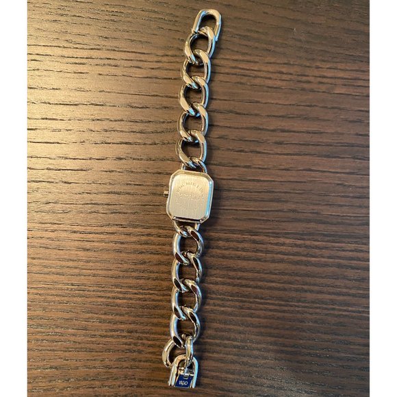 White House Black Market Womens Chain Watch - Picture 4 of 4